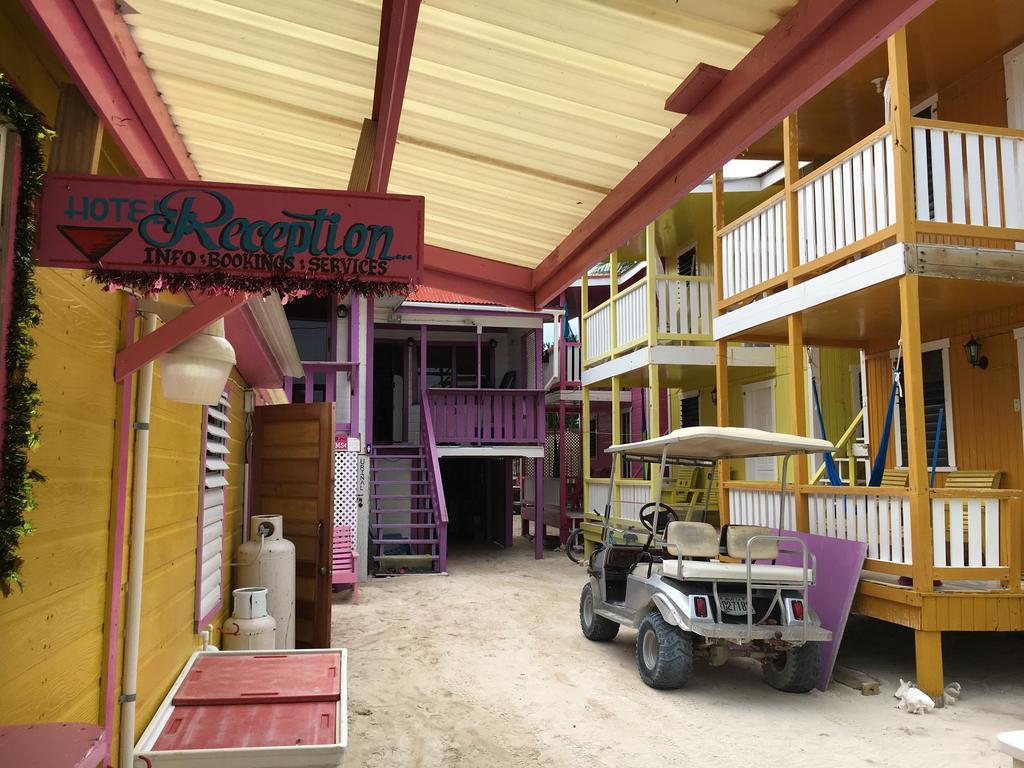Mara'S Place Hotel Caye Caulker Exterior photo